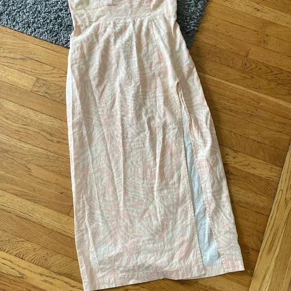 Urban Outfitters Strapless Zebra Animal Print Midi Dress
Size Small - Picture 5 of 14